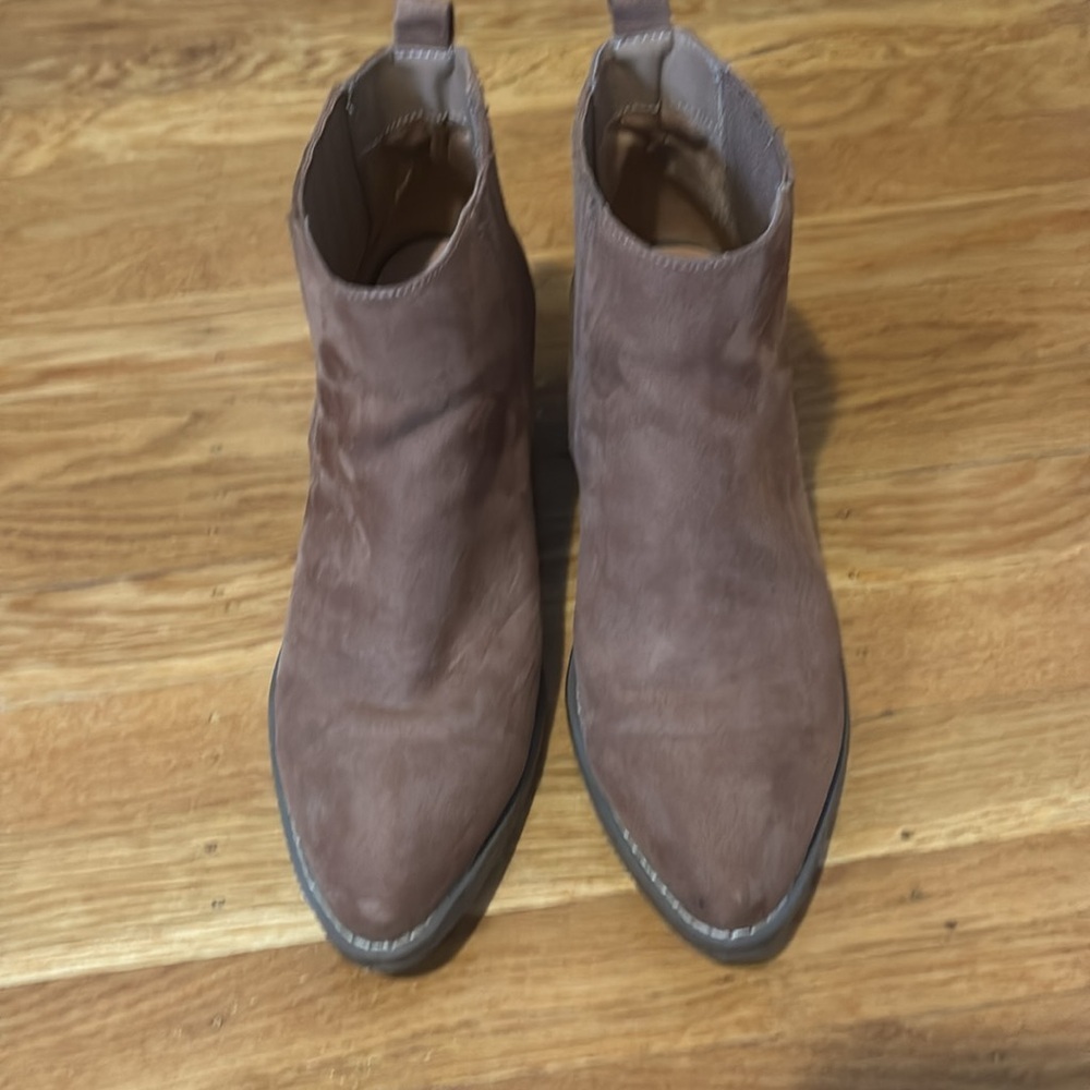 Women's Brown Ankle Boots Universal Thread - Picture 3 of 3